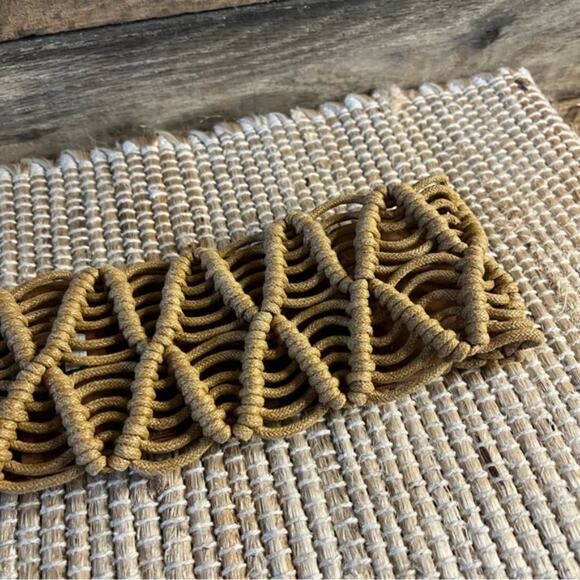 Charming Charlie Tan Woven Stretch Belt‎ Size S/M - Picture 3 of 9